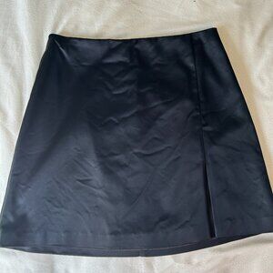 Aritzia Sunday Best Tatiana satin skirt